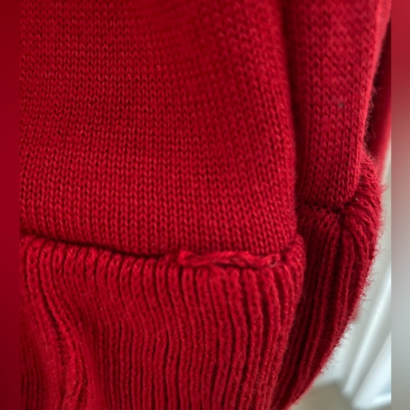 Beautiful Ruffled Tricot Blouse - Picture 7 of 7